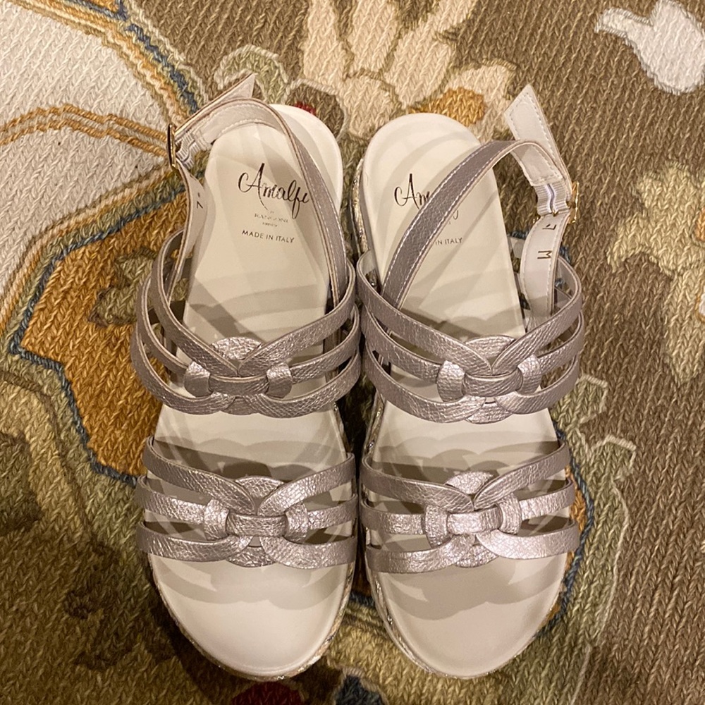 Women’s sandals size 37